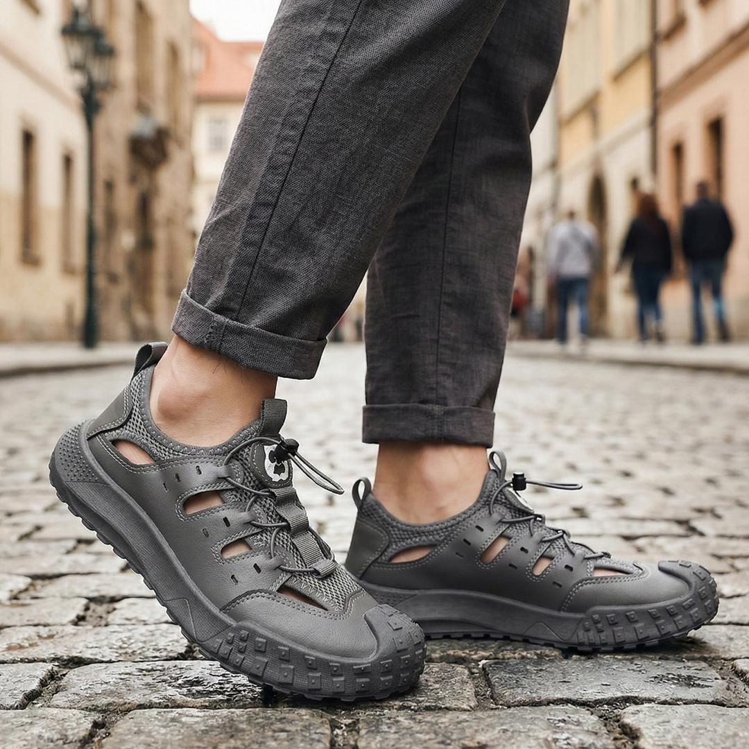 Men’s Outdoor Sandal Sneakers Closed-Toe Hiking Shoes
