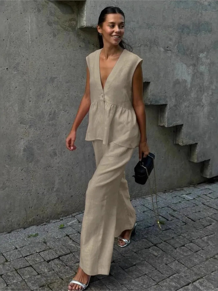 Women's Two Piece Set Sleeveless Relaxed Fit V-Neck Top Wide Leg Pants