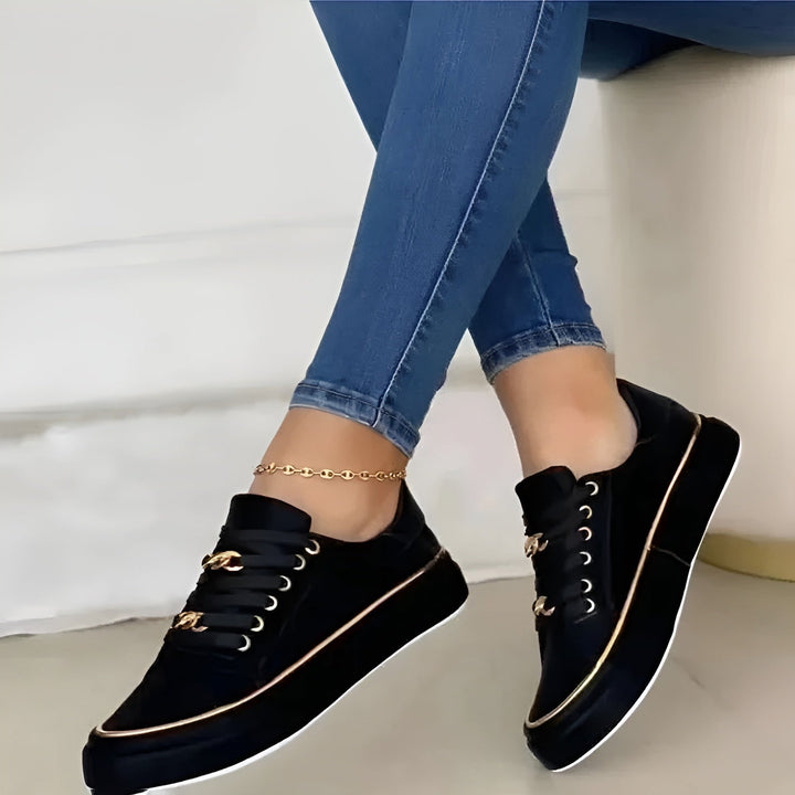 Women's Sneakers Leather Lace-Up Round Toe Comfort Sole Low Top
