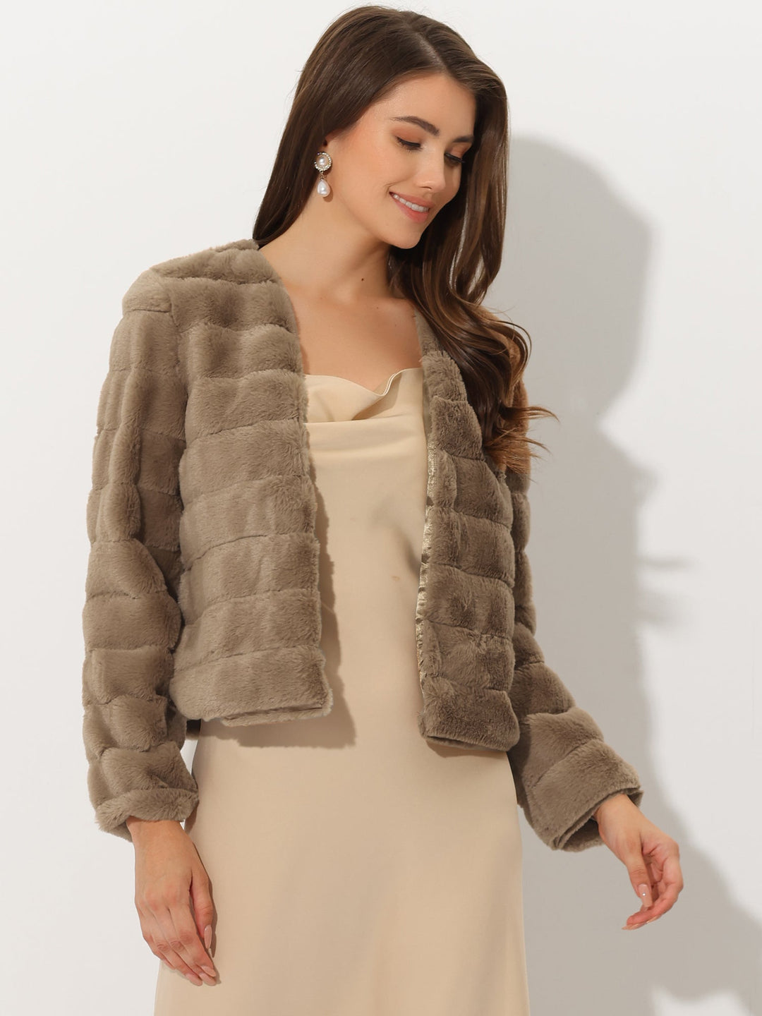 Women's Jacket Faux Fur Cropped Collarless Long Sleeve Regular Fit