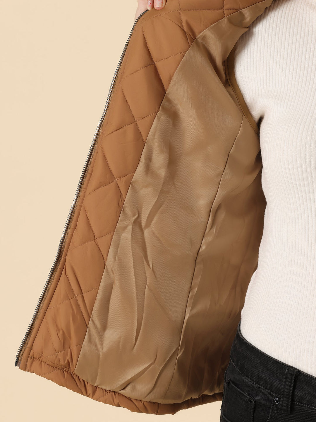 Women's Vest Quilted Lightweight Stand Collar Zip-Up Sleeveless Regular Fit